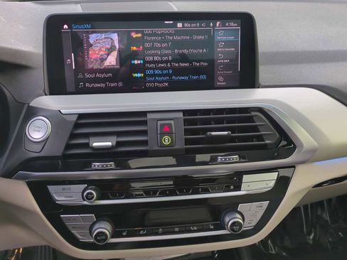 Used 2021 BMW X3 xDrive30e w/ Executive Package image 28