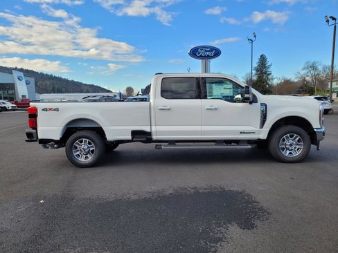 New 2026 Ford F350 Lariat image 4