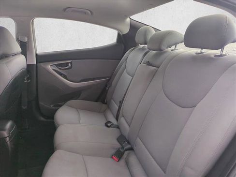 Used 2013 Hyundai Elantra GLS w/ Preferred Pkg FWD image 17