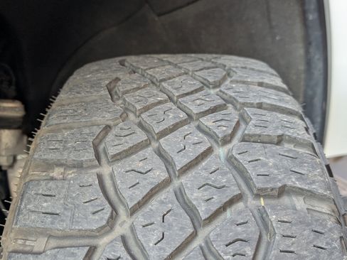 Used 2024 Chevrolet Silverado 1500 ZR2 w/ Technology Package image 38