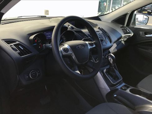 Used 2013 Ford Escape SE FWD image 18