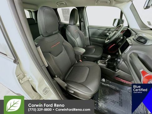 Used 2023 Jeep Renegade Trailhawk image 29