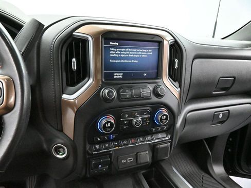 Used 2021 Chevrolet Silverado 2500 High Country w/ Z71 Off-Road Package AWD/4WD image 18