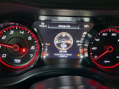 Used 2020 Dodge Charger SXT w/ Blacktop Package image 13