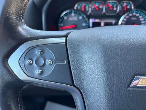 Used 2017 Chevrolet Silverado 1500 LT w/ Midnight Edition image 25