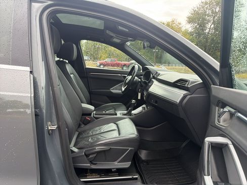 Used 2020 Audi Q3 2.0T Premium AWD/4WD image 14