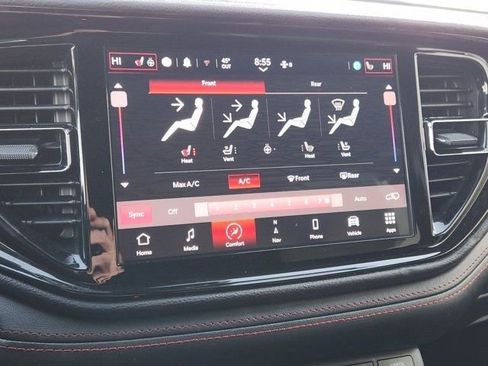 Used 2023 Dodge Durango GT image 21