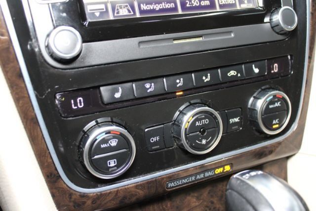 Used 2014 Volkswagen Passat TDI SEL Premium FWD image 16