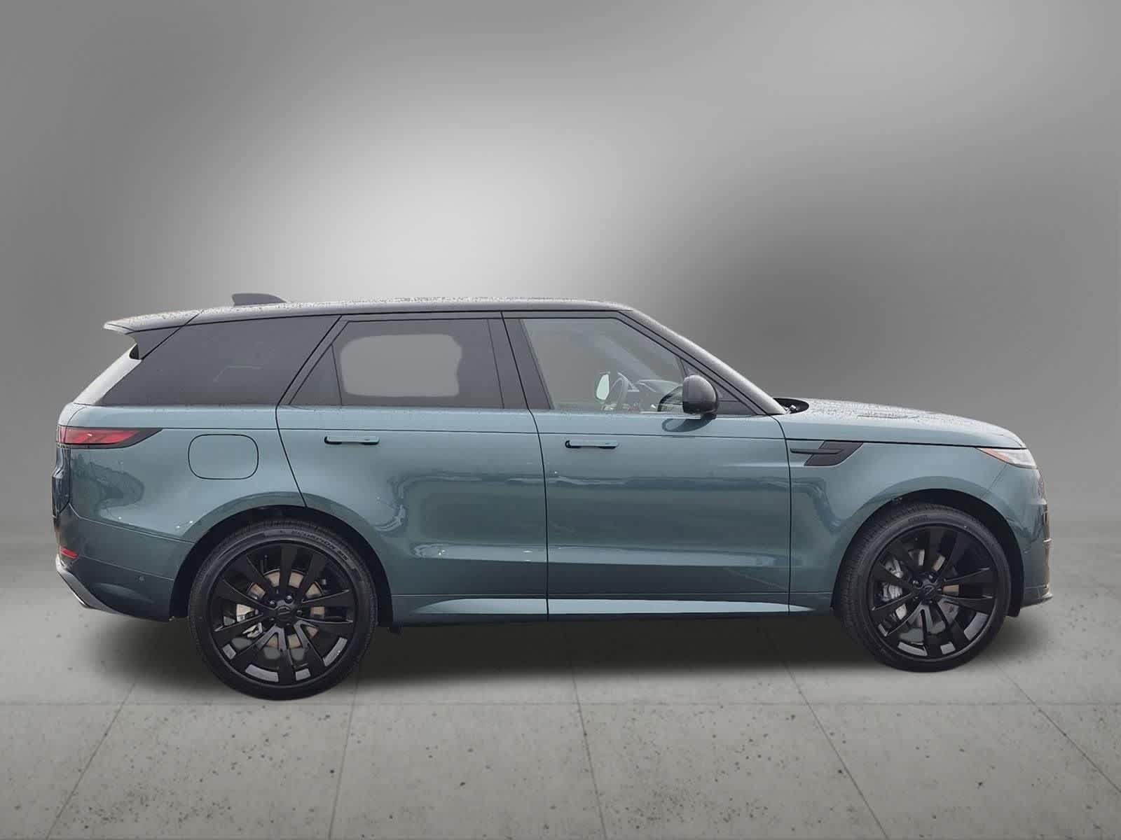 New 2027 Land Rover Range Rover Sport Dynamic SE AWD/4WD image 7