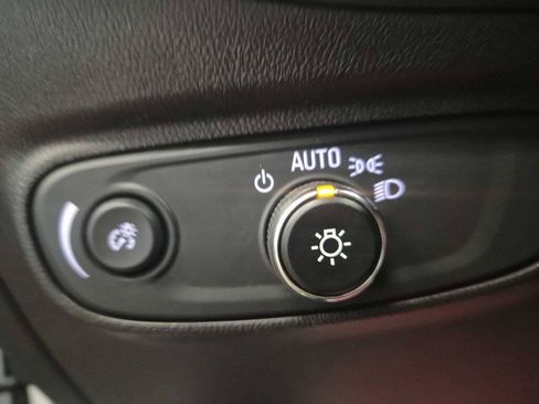 Used 2024 Chevrolet Equinox LS w/ LS Convenience Package AWD/4WD image 17