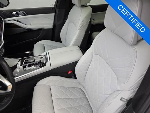 Certified 2024 BMW X7 xDrive40i image 10