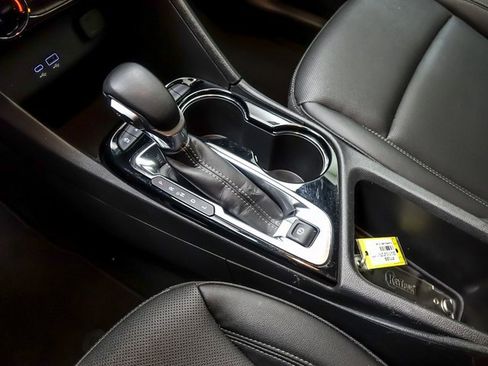 Used 2024 Buick Encore GX Sport Touring image 20