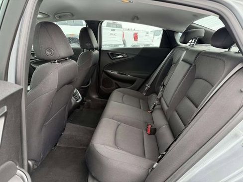 Used 2024 Chevrolet Malibu LT image 12