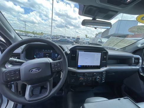 Used 2025 Ford F150 XL RWD image 11