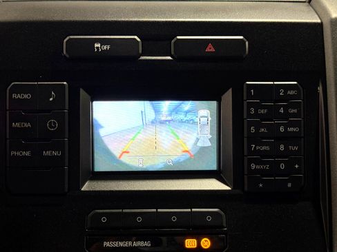 Used 2019 Ford F250 XL w/ Power Equipment Group image 39