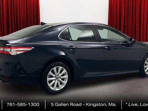 Certified 2019 Toyota Camry LE w/ Carpet Mat Package FWD image 5