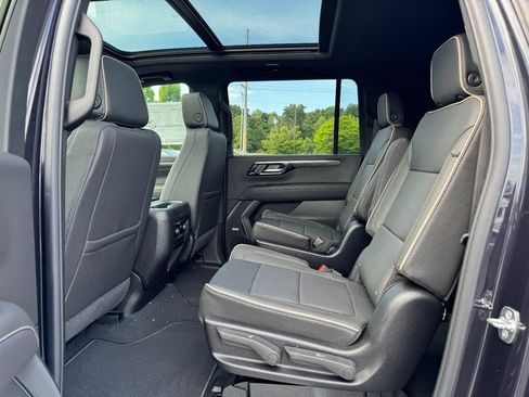 New 2026 Chevrolet Suburban Premier w/ Sun And Tow Package AWD/4WD image 35