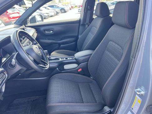 Certified 2025 Honda HR-V Sport image 18
