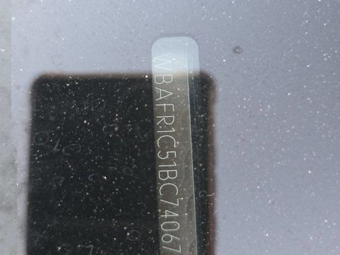 Used 2011 BMW 528i Sedan image 23