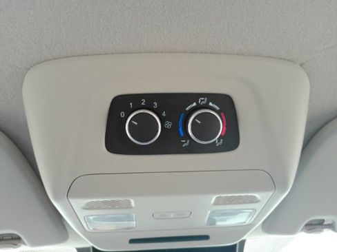 Used 2025 Ford Transit 350 XLT image 42