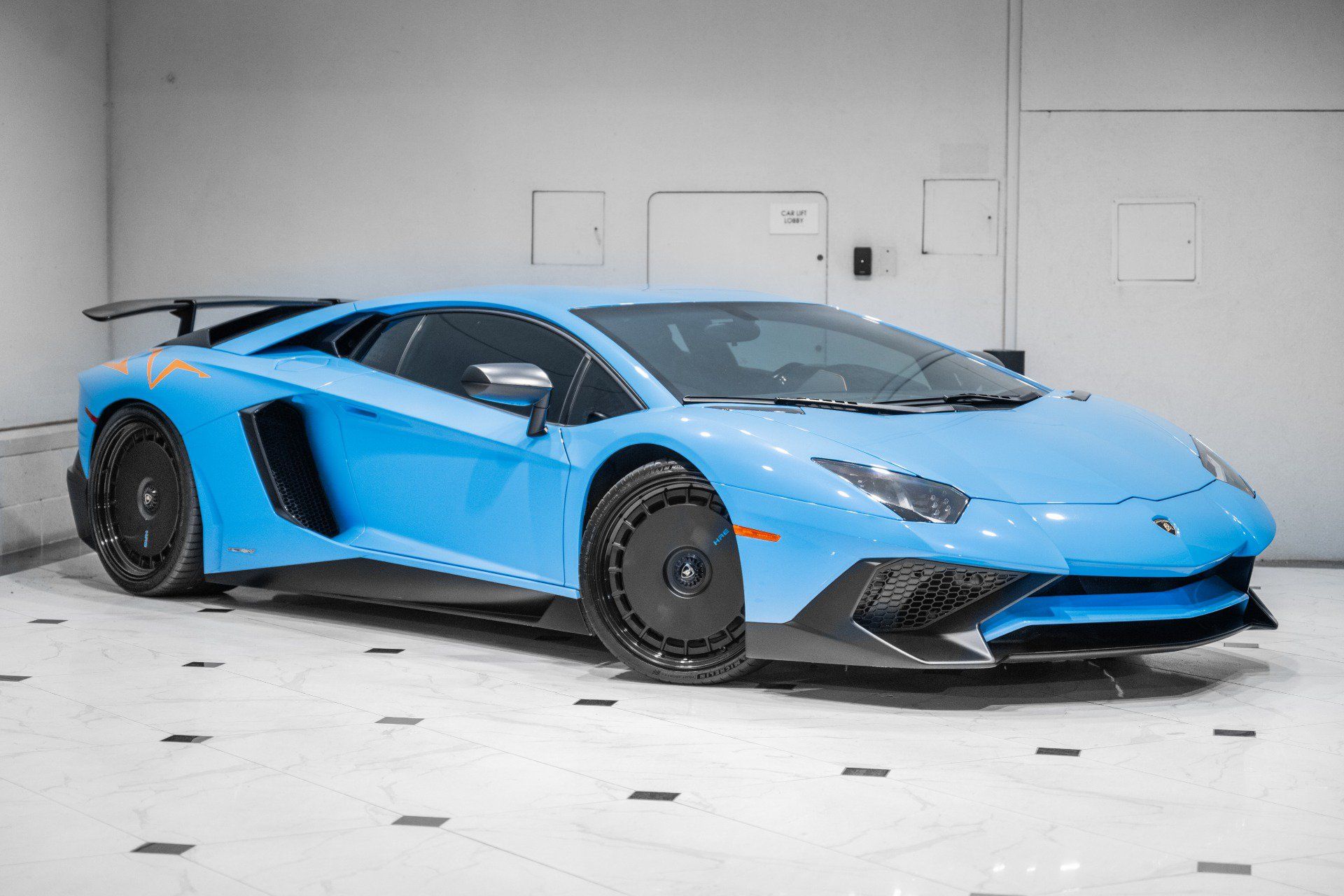 Used 2017 Lamborghini Aventador LP 750-4 AWD/4WD image 1