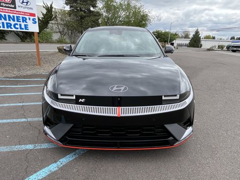 Used 2025 Hyundai Ioniq 5 N AWD/4WD image 8