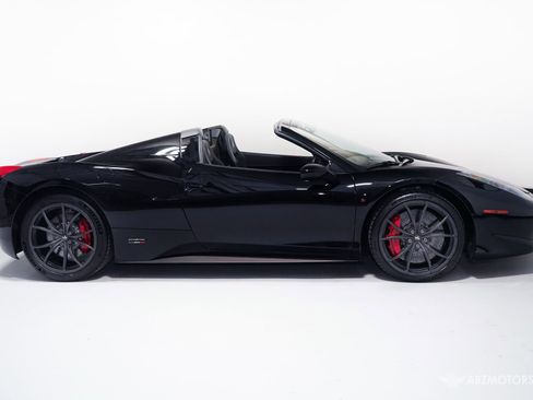 Used 2013 Ferrari 458 Spider RWD image 4