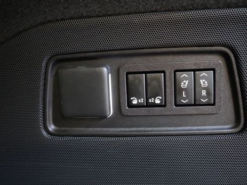 Used 2023 Cadillac Escalade ESV Sport w/ Touring Package AWD/4WD image 61