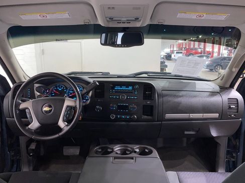Used 2010 Chevrolet Silverado 2500 LT w/ Interior Plus Package image 14