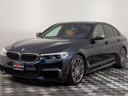 Used 2019 BMW M550i xDrive AWD/4WD image 2