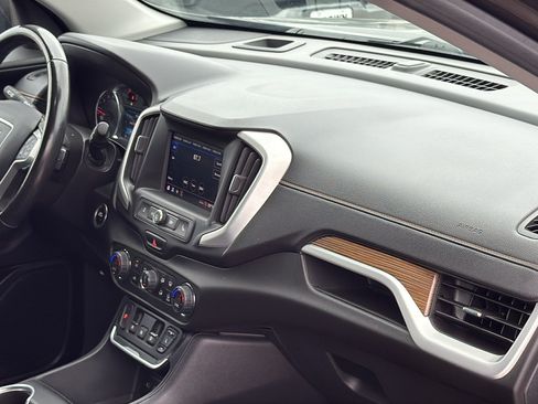 Used 2020 GMC Terrain SLE w/ Driver Convenience Package FWD image 29