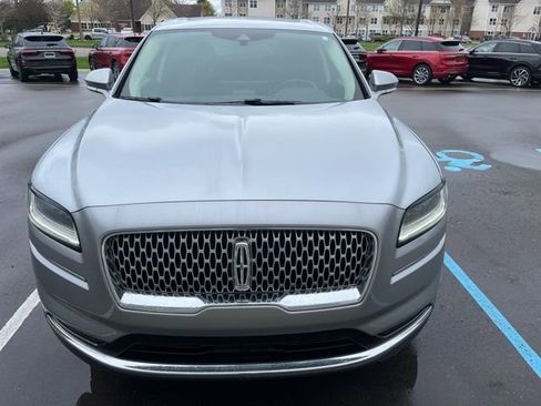 Used 2023 Lincoln Nautilus Reserve AWD/4WD image 2