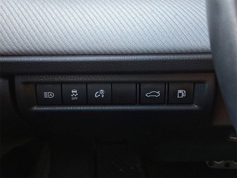 Used 2025 Toyota Camry SE image 24