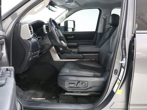 Used 2022 Toyota Tundra SR5 w/ SR5 Premium Package AWD/4WD image 17