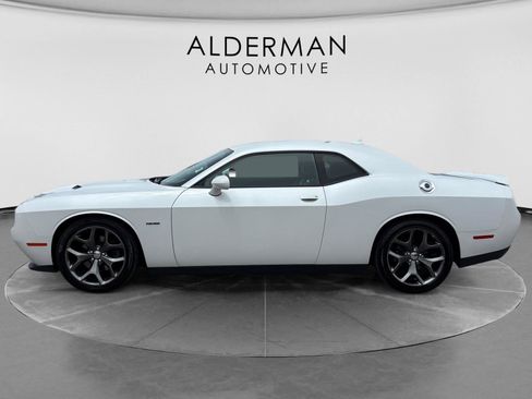 Used 2015 Dodge Challenger R/T Plus RWD image 2
