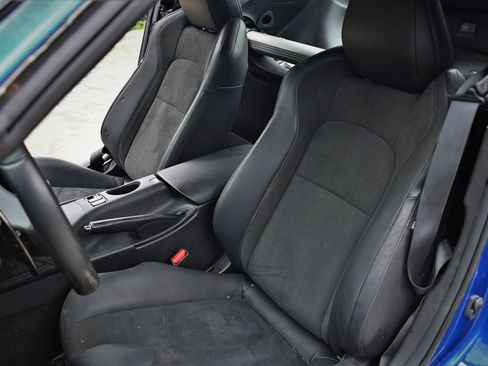 Used 2023 Nissan Z w/ Floor Mat Package (L93) image 14