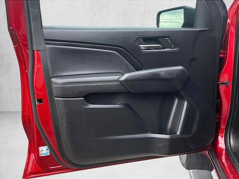 Used 2023 Chevrolet Colorado LT w/ Advanced Trailering Package RWD image 18