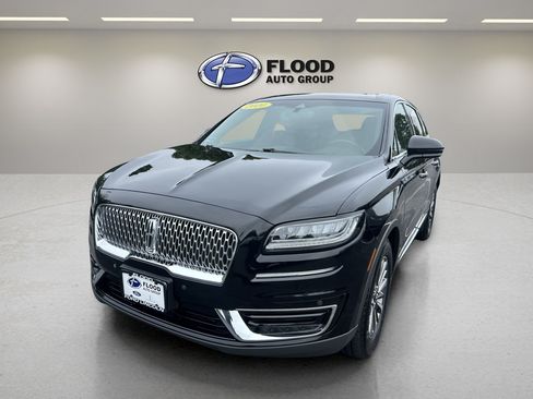 Used 2020 Lincoln Nautilus Reserve AWD/4WD image 3