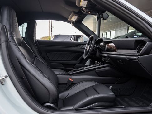 Certified 2026 Porsche 911 Carrera 4S AWD/4WD image 37
