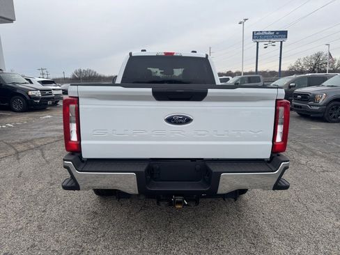 Used 2025 Ford F250 XLT w/ FX4 Off-Road Package image 6
