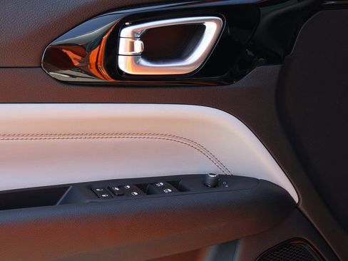 New 2026 Jeep Compass Limited AWD/4WD image 22