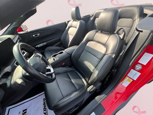 Used 2025 Ford Mustang Premium RWD image 13