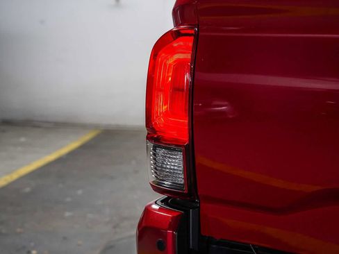 Used 2023 Toyota Tacoma TRD Sport w/ Advanced Technology Package AWD/4WD image 11