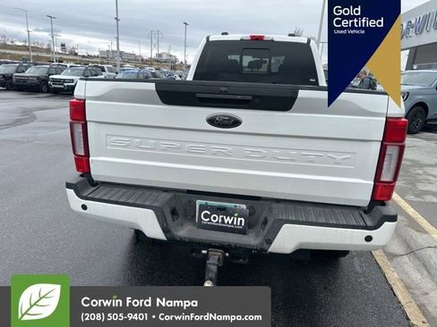 Used 2022 Ford F250 Lariat w/ Black Appearance Package image 10