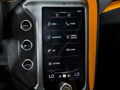Used 2024 McLaren 750S Spider RWD image 33