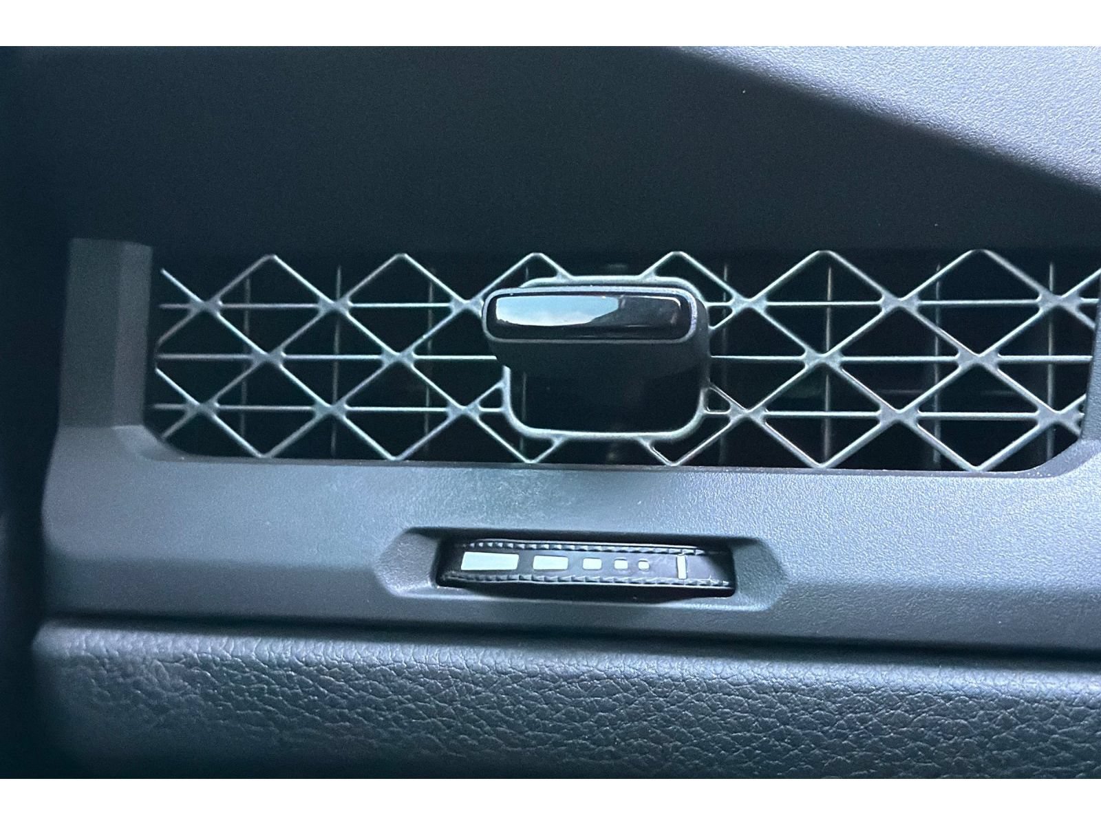 Used 2023 Honda Accord LX image 29