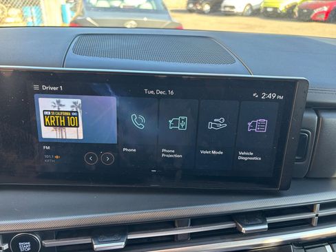 Used 2025 Hyundai Santa Fe SEL image 22