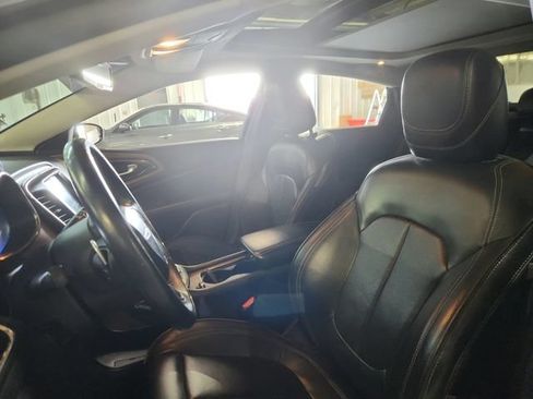 Used 2016 Chrysler 200 C w/ Premium Group FWD image 8