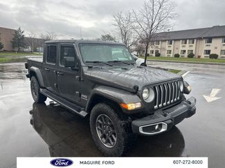 Used 2021 Jeep Gladiator Overland w/ Popular Equipment Package video 1