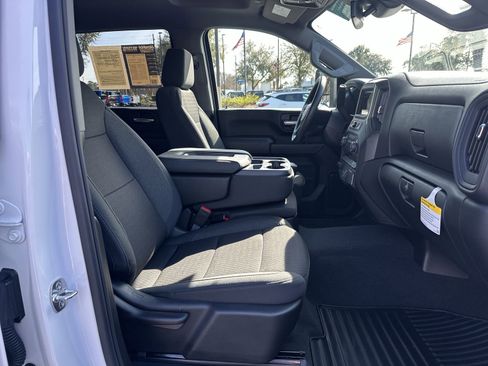 Certified 2026 Chevrolet Silverado 2500 Custom w/ Custom Value Package image 22